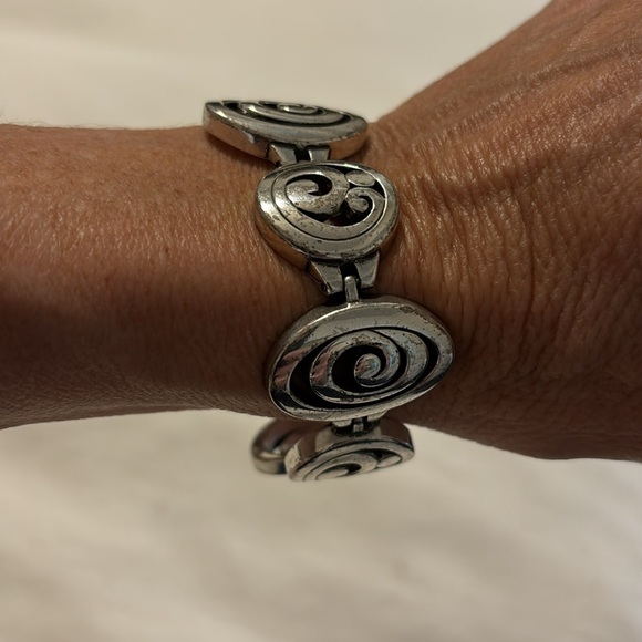 Brighton silver bracelet - Picture 2 of 2